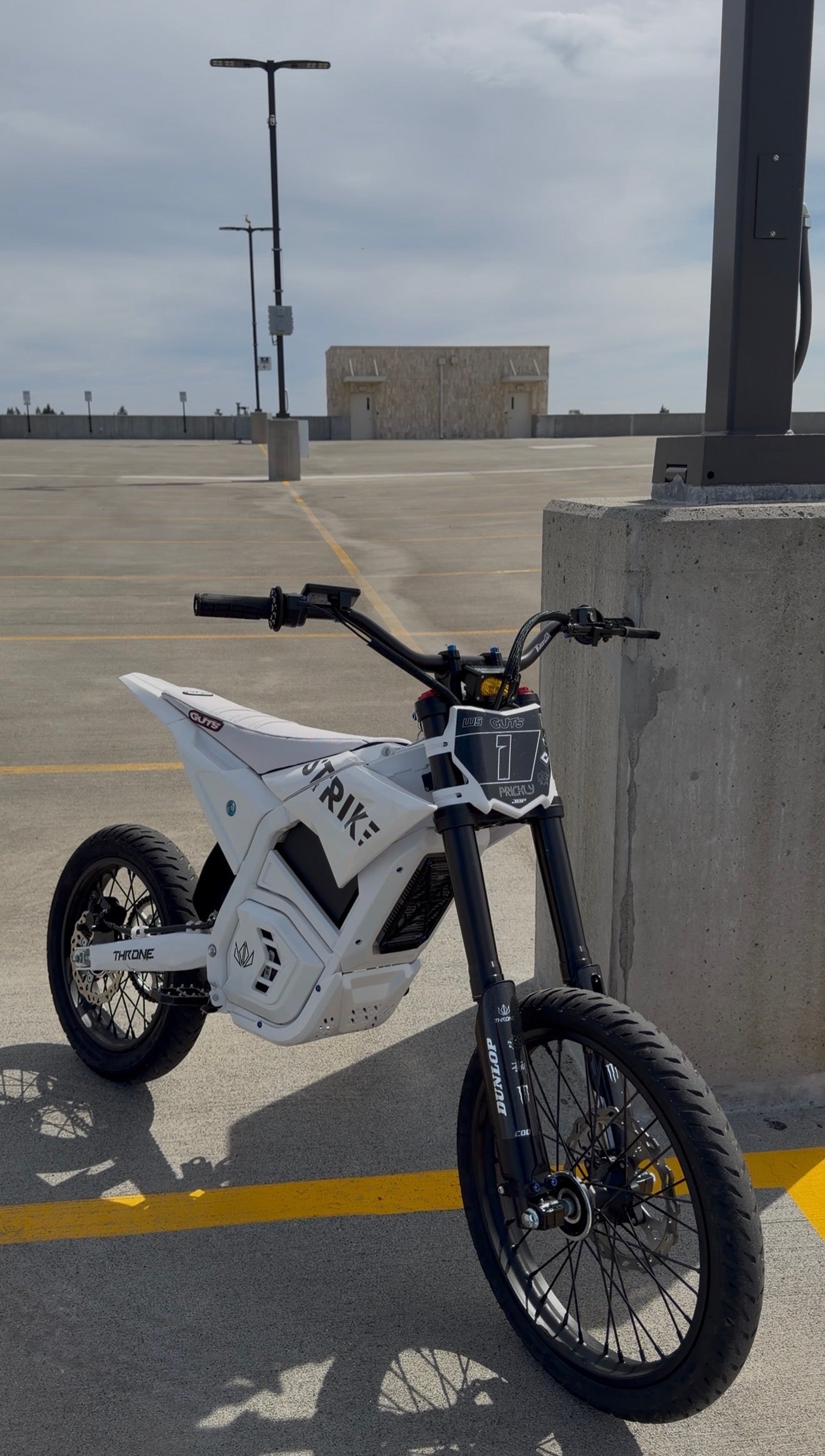 Yozma, heybike villain , and Tuttio Supermotos tires