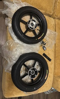 SUPER MOTOS!! FITS YOZMA, STRIKE, TUTTIO, RAZOR, EM5, RTR, HEYBIKE, MOTOTEC (CHOOSE BETWEEN A VARIETY OF RIM COLORS TO)